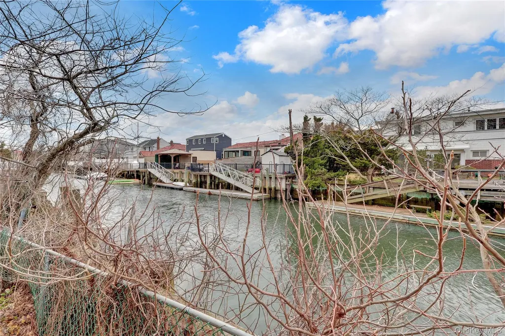 197 Blackheath Road Lido Beach NY 11561