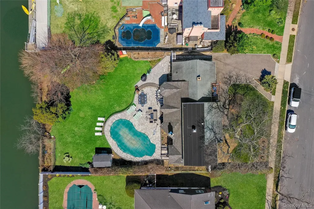197 Blackheath Road Lido Beach NY 11561