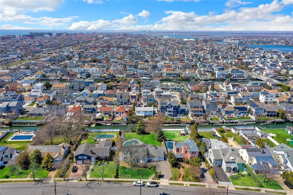 197 Blackheath Road Lido Beach NY 11561