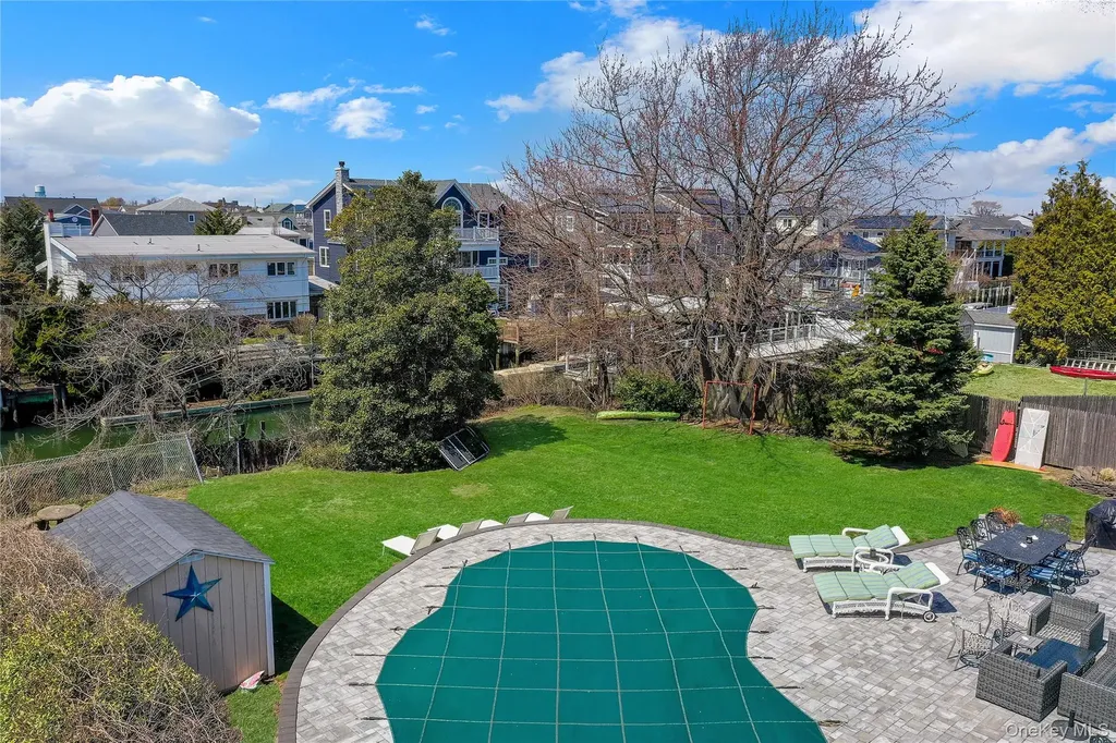 197 Blackheath Road Lido Beach NY 11561