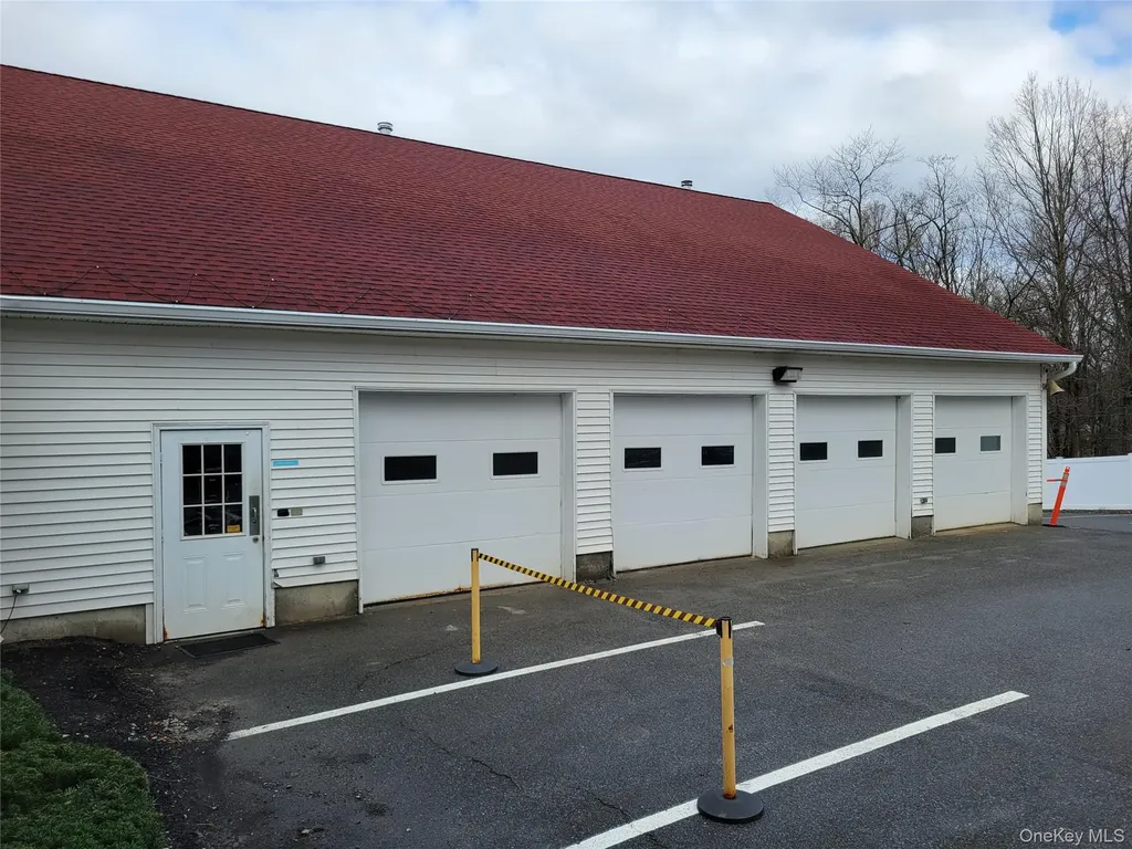 3348 State Route 208 Campbell Hall NY 10916
