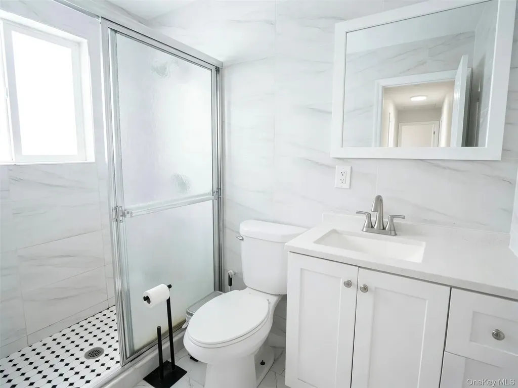 11 Manor Lane Stony Brook NY 11790