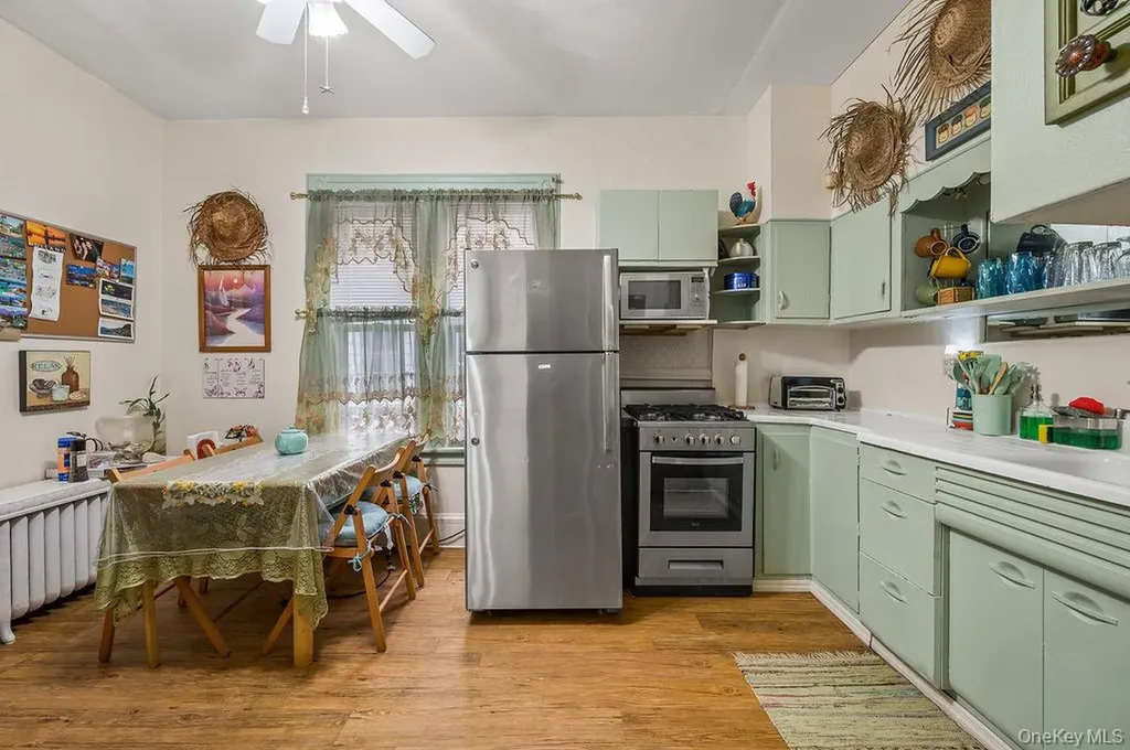 455 E 28th Street Brooklyn NY 11226