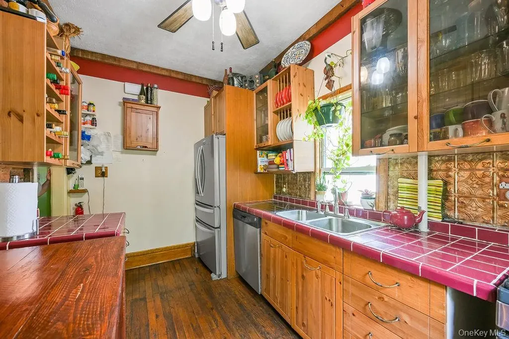 455 E 28th Street Brooklyn NY 11226