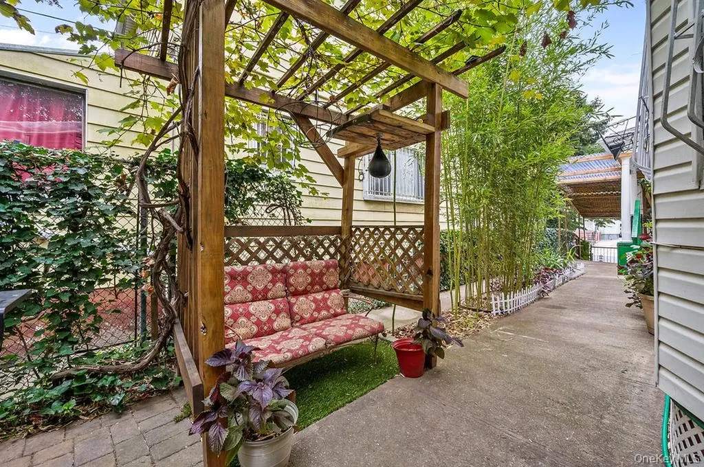 455 E 28th Street Brooklyn NY 11226