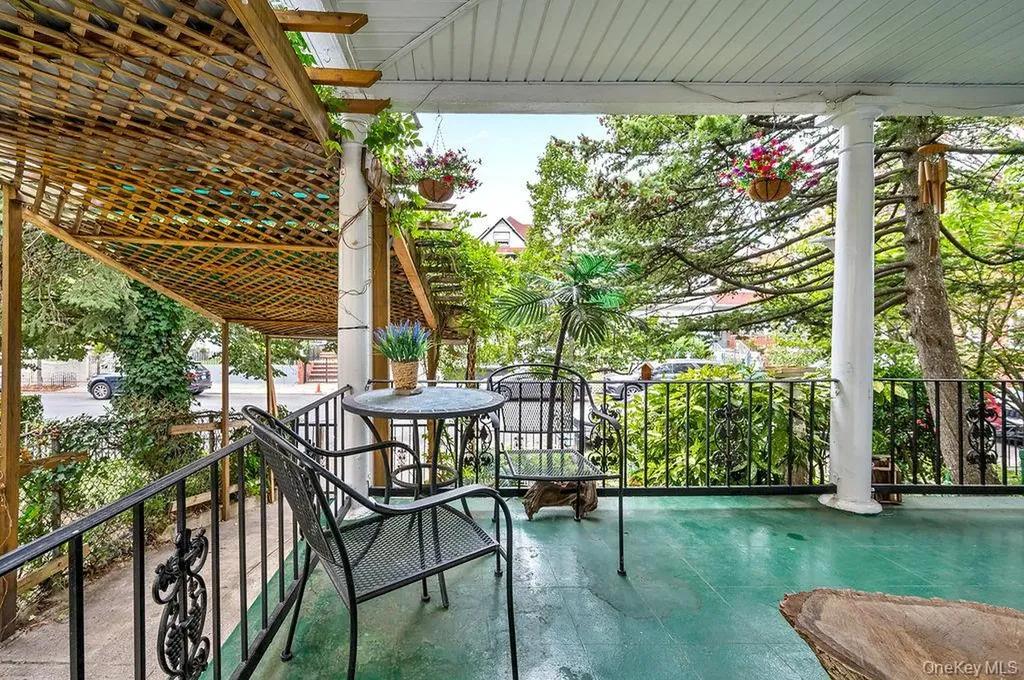 455 E 28th Street Brooklyn NY 11226