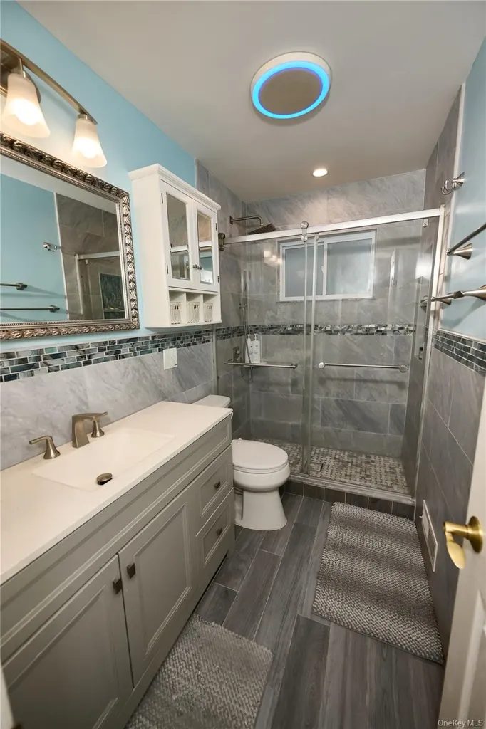 390 Townline Road Commack NY 11725