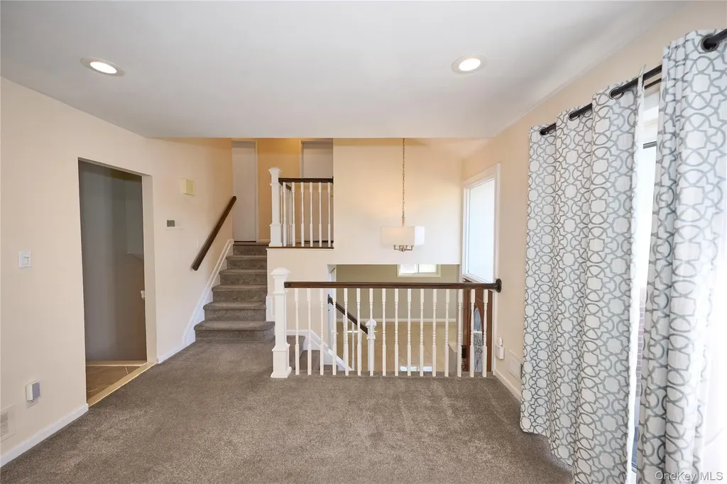 390 Townline Road Commack NY 11725