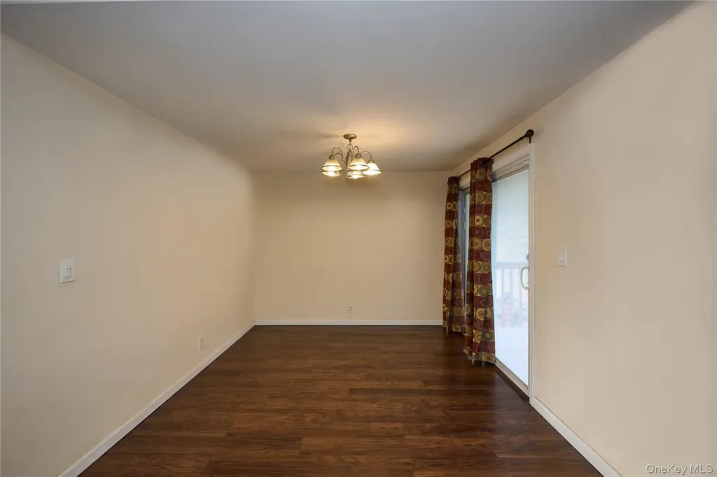 390 Townline Road Commack NY 11725