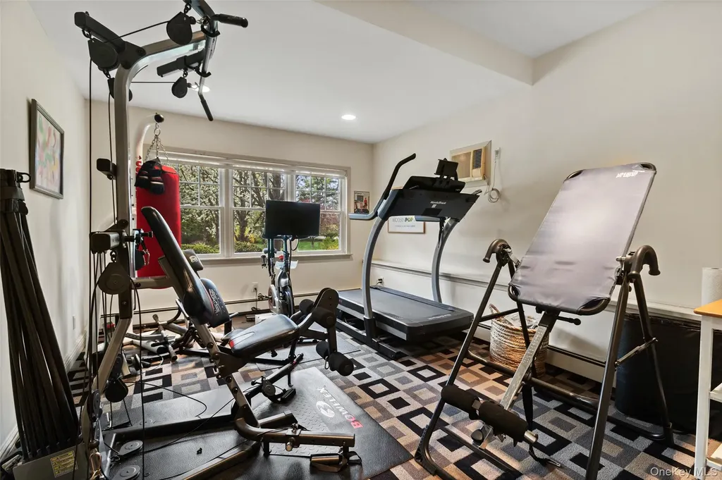 21 Hemlock Hills Chappaqua NY 10514