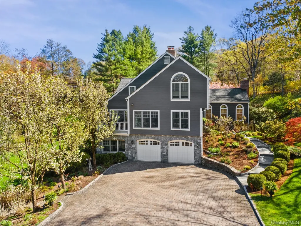 21 Hemlock Hills Chappaqua NY 10514