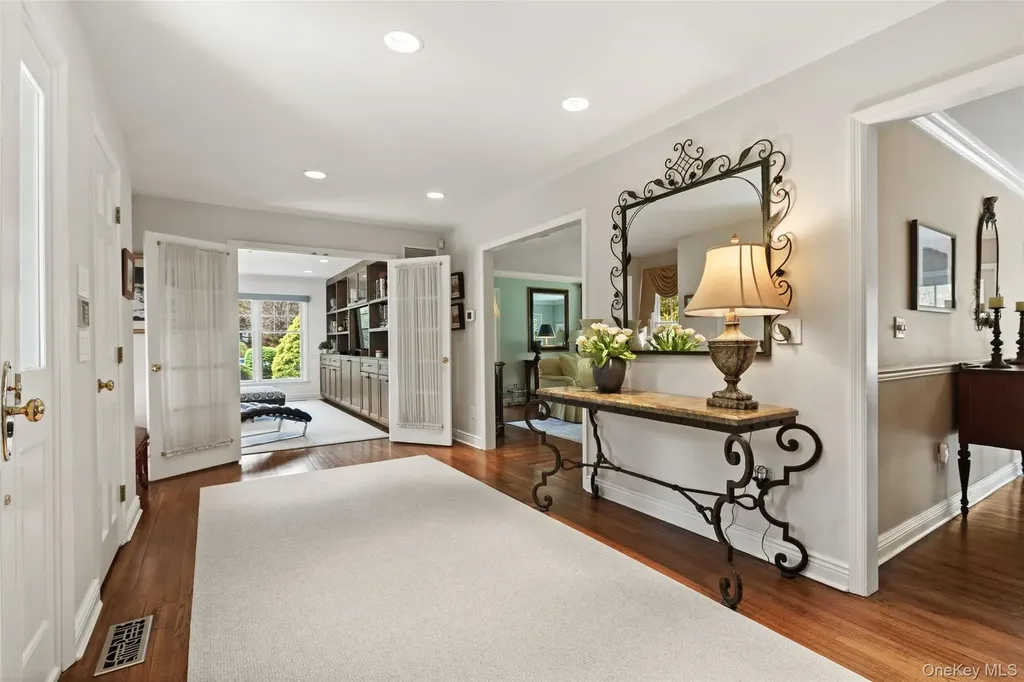21 Hemlock Hills Chappaqua NY 10514