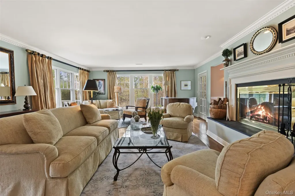 21 Hemlock Hills Chappaqua NY 10514