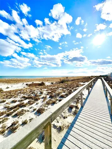 253 Dune Westhampton Beach NY 11978