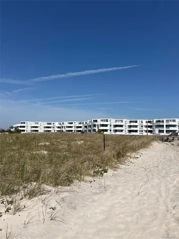253 Dune Westhampton Beach NY 11978