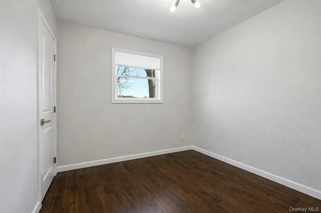 2903 Sipp Avenue Medford NY 11763