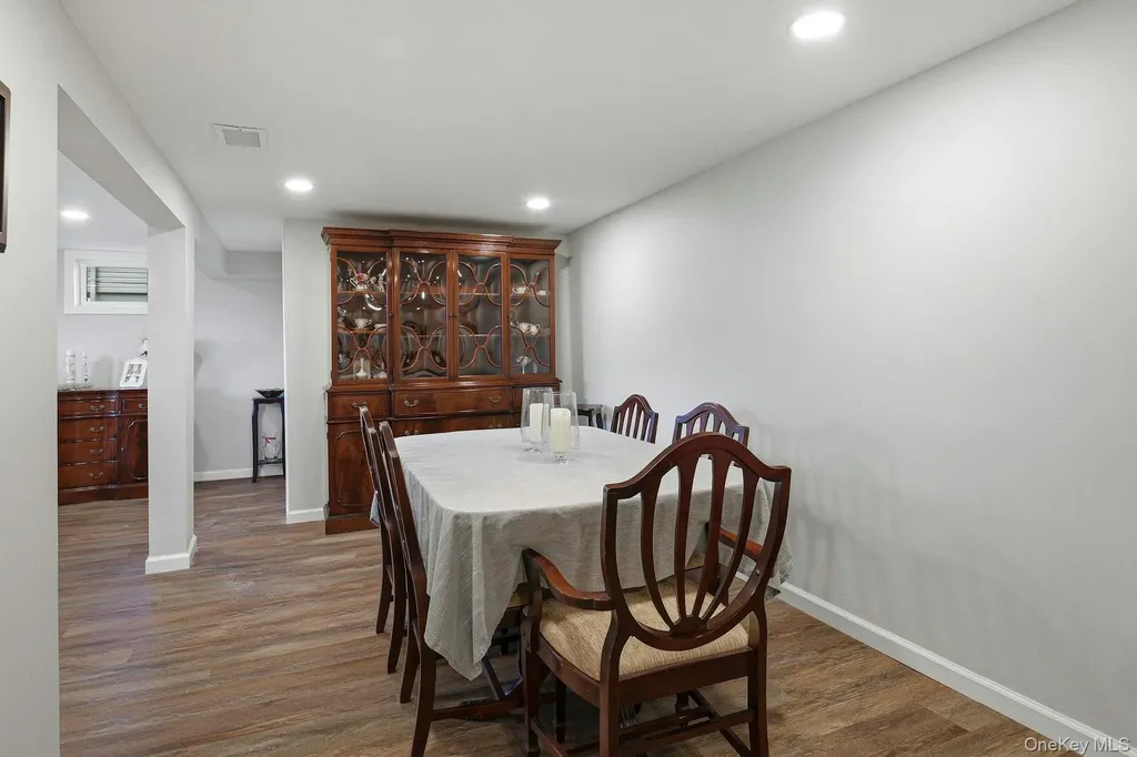 2903 Sipp Avenue Medford NY 11763