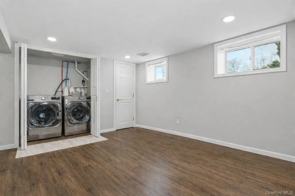 2903 Sipp Avenue Medford NY 11763