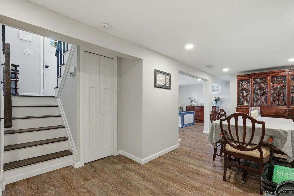 2903 Sipp Avenue Medford NY 11763