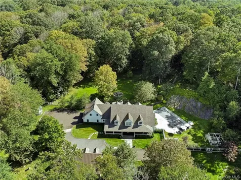 16 Old Logging Road Pound Ridge NY 10576