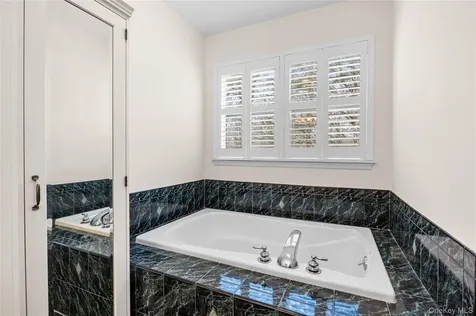 287 Dayton Avenue Manorville NY 11949