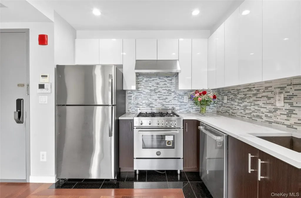 14238 37th Avenue Flushing NY 11354