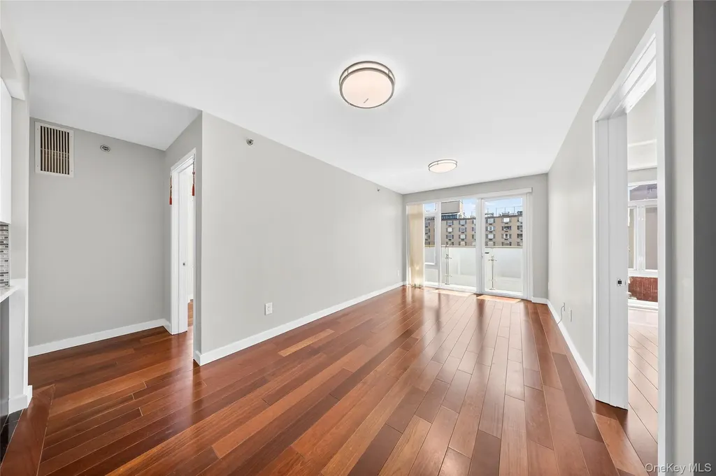 14238 37th Avenue Flushing NY 11354