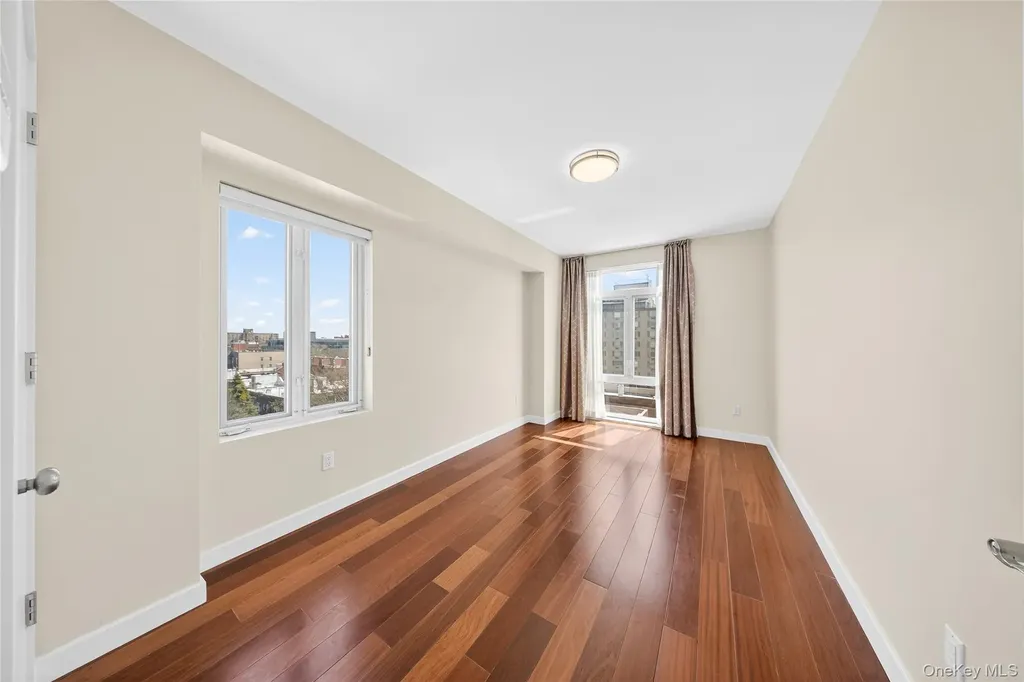 14238 37th Avenue Flushing NY 11354