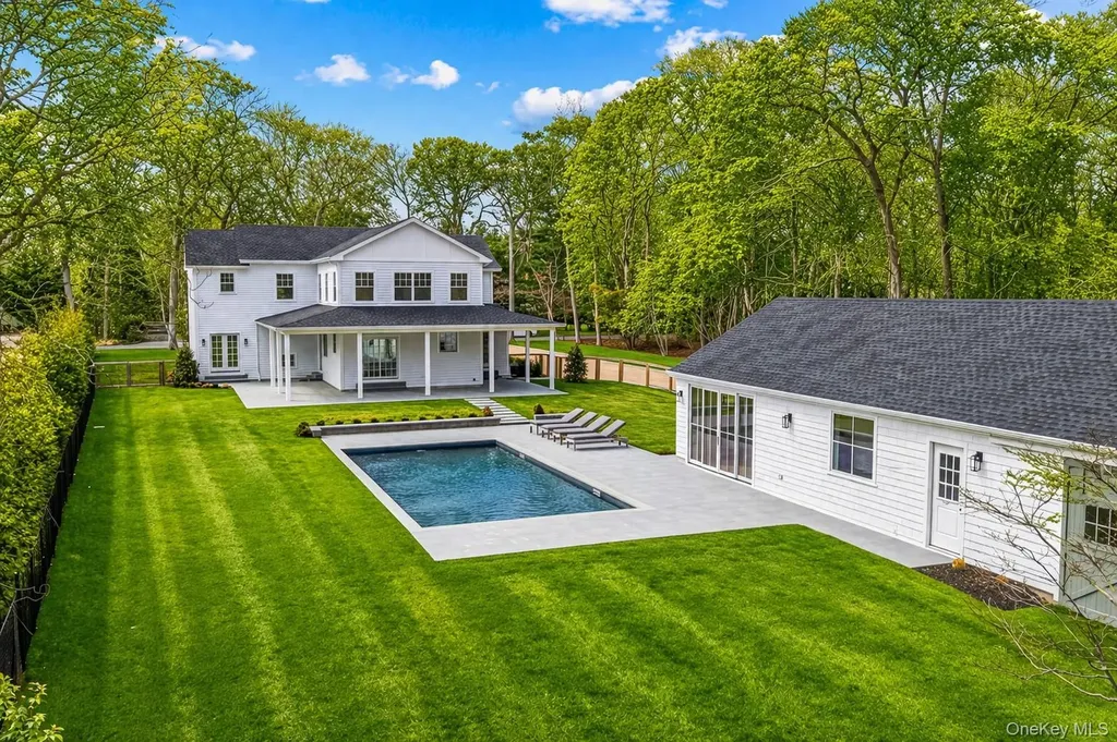 36 Jagger Lane Westhampton NY 11977