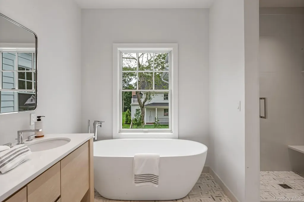 36 Jagger Lane Westhampton NY 11977