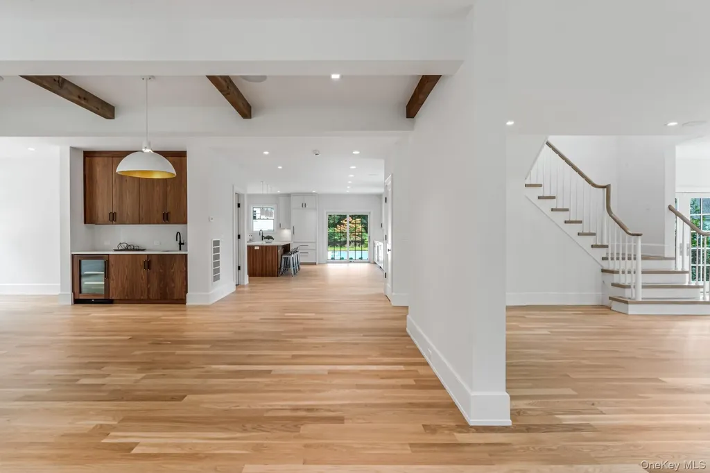 36 Jagger Lane Westhampton NY 11977