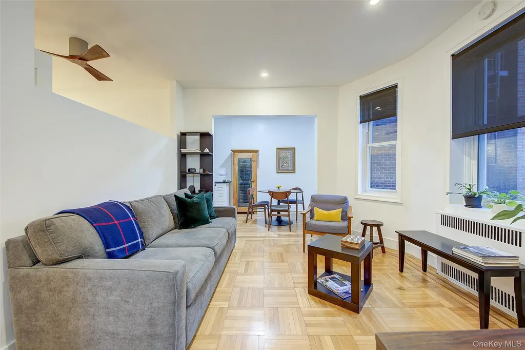72-17 34th Avenue Jackson Heights NY 11372