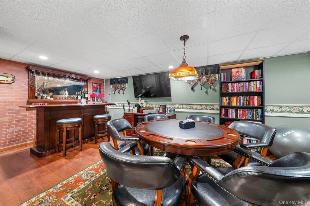 1 Clubhouse Circle Central Islip NY 11722