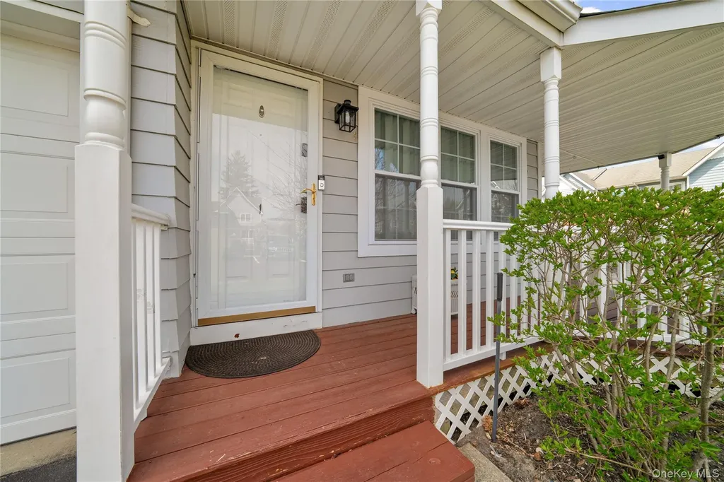 1 Clubhouse Circle Central Islip NY 11722