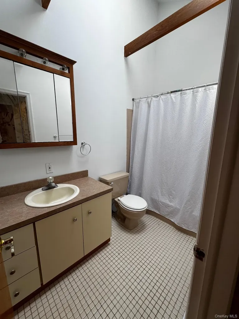 2581 Roanoke Avenue Riverhead NY 11901