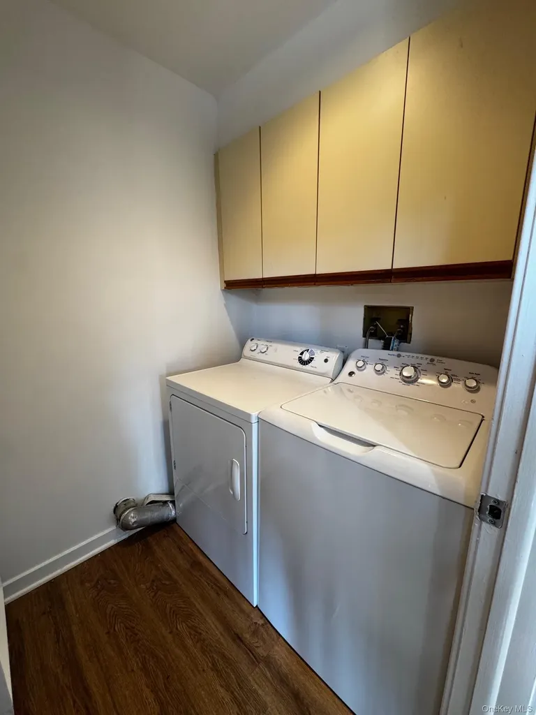 2581 Roanoke Avenue Riverhead NY 11901
