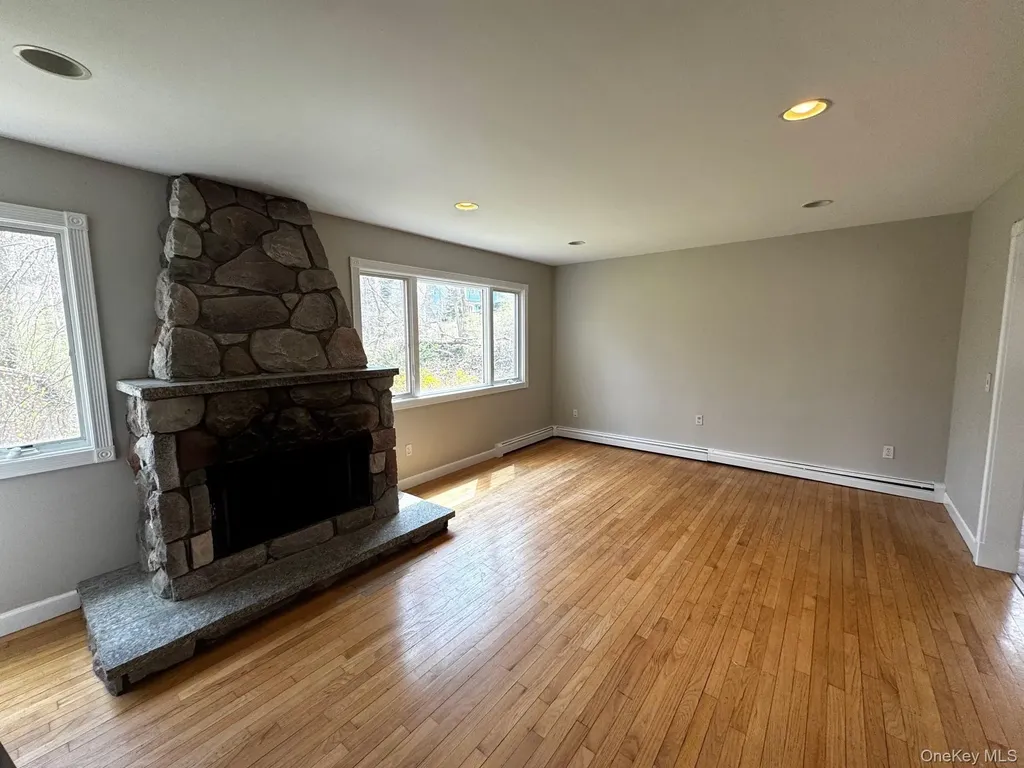 2581 Roanoke Avenue Riverhead NY 11901