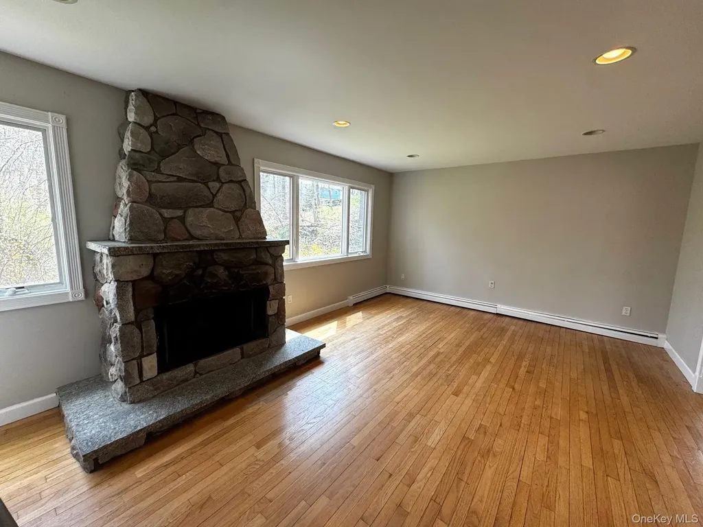 2581 Roanoke Avenue Riverhead NY 11901