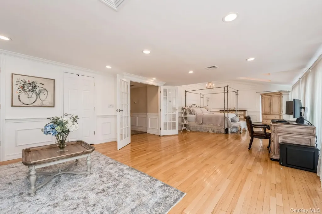 82 Division Avenue Massapequa NY 11758