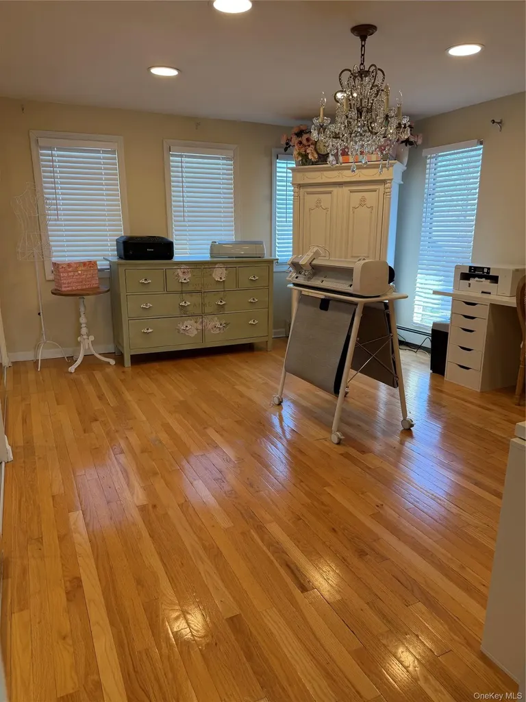 82 Division Avenue Massapequa NY 11758