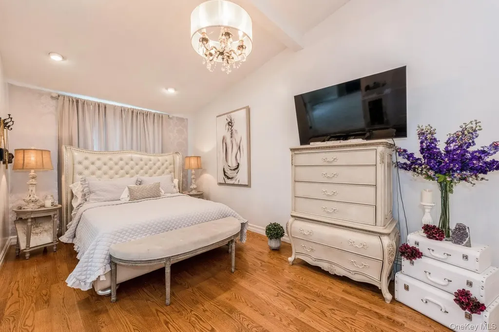 82 Division Avenue Massapequa NY 11758