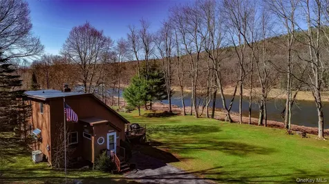19 Arrowhead Lane Narrowsburg NY 12764