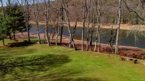 19 Arrowhead Lane Narrowsburg NY 12764