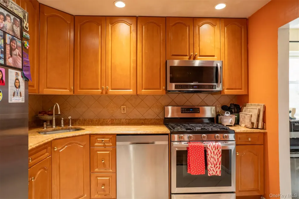 68 Parkside Drive Suffern NY 10901