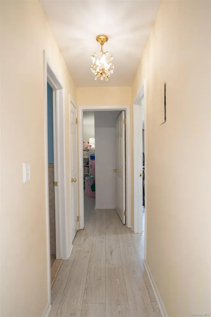 68 Parkside Drive Suffern NY 10901