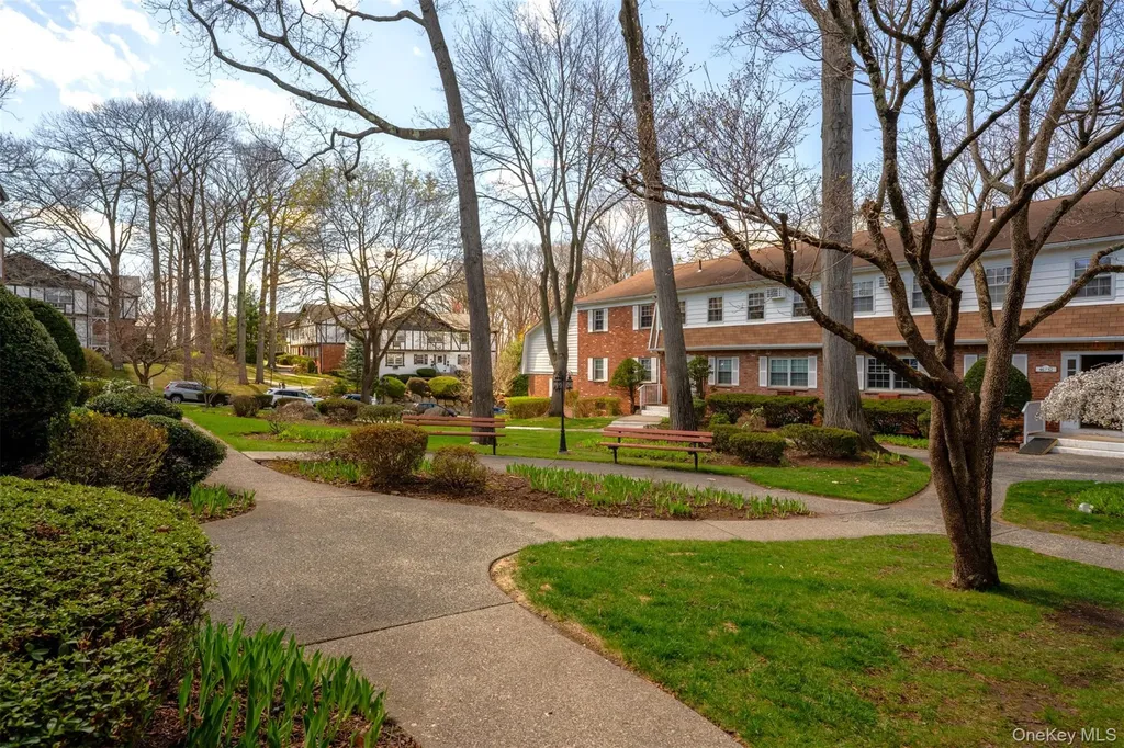 68 Parkside Drive Suffern NY 10901