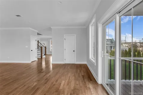 2437 Archer Street Seaford NY 11873