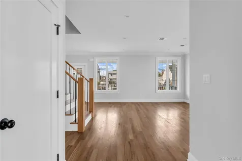 2437 Archer Street Seaford NY 11873