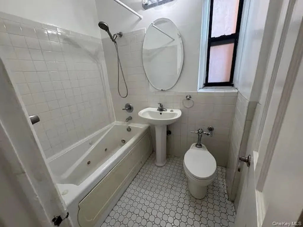 3017 Riverdale Avenue Bronx NY 10463