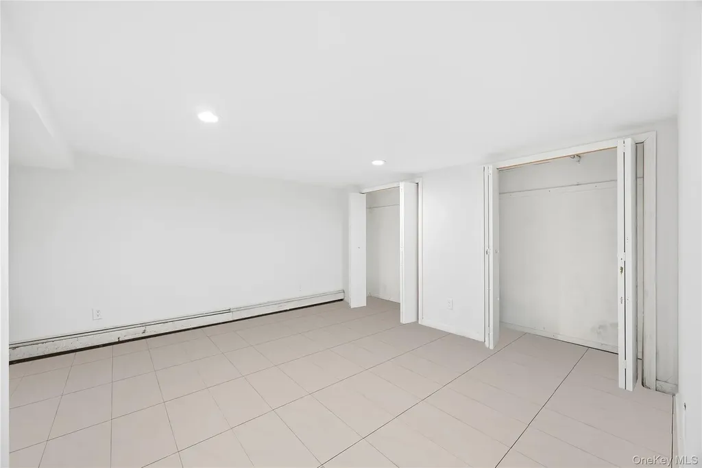 14 Platt Avenue West Babylon NY 11704